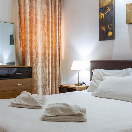 Seafront - Top Location, Top Floor With Wifi & Ac By 360 Estates Valletta Exterior photo