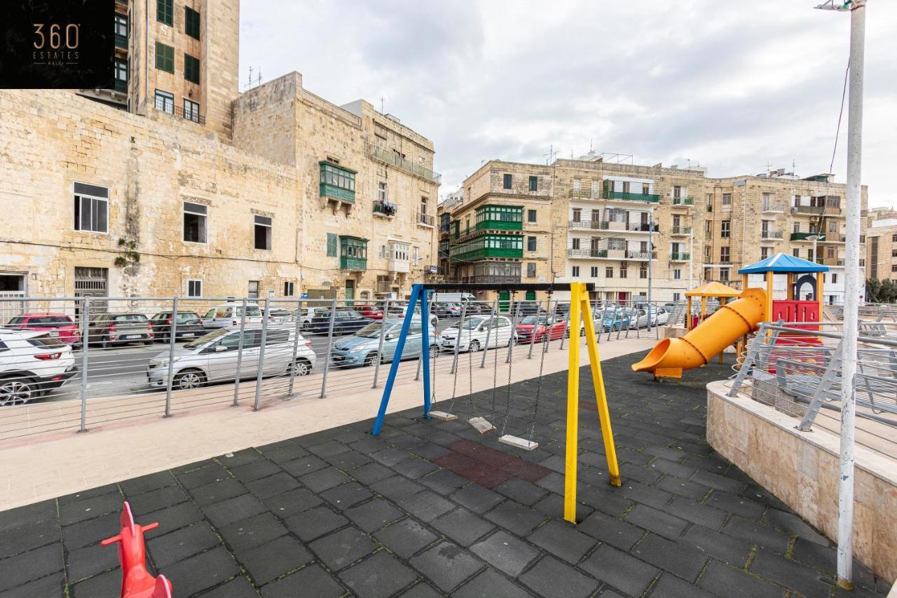 Seafront - Top Location, Top Floor With Wifi & Ac By 360 Estates Valletta Exterior photo