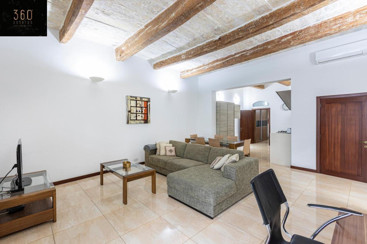 Seafront - Top Location, Top Floor With Wifi & Ac By 360 Estates Valletta Exterior photo