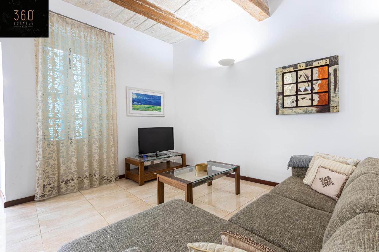 Seafront - Top Location, Top Floor With Wifi & Ac By 360 Estates Valletta Exterior photo