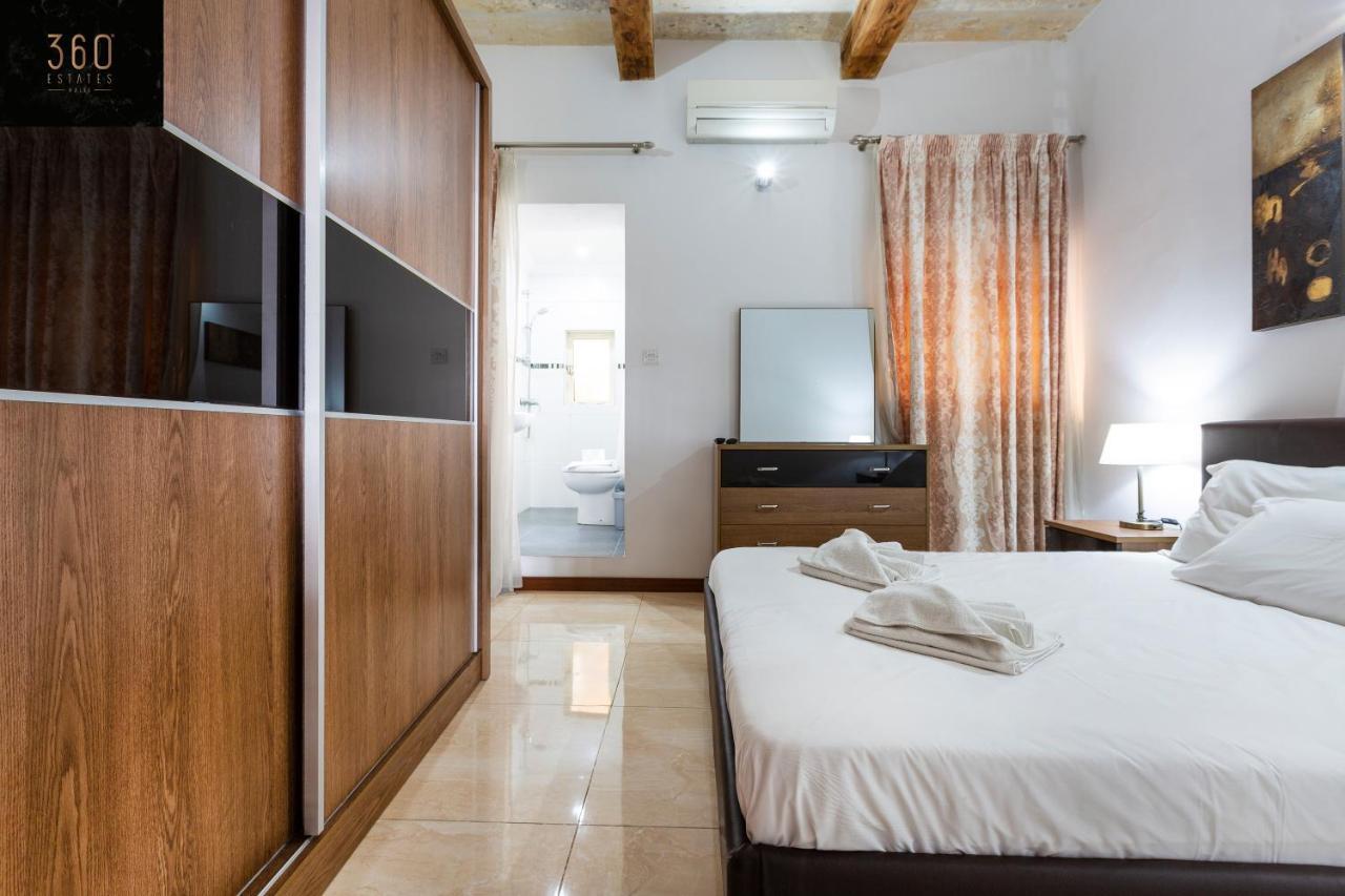 Seafront - Top Location, Top Floor With Wifi & Ac By 360 Estates Valletta Exterior photo