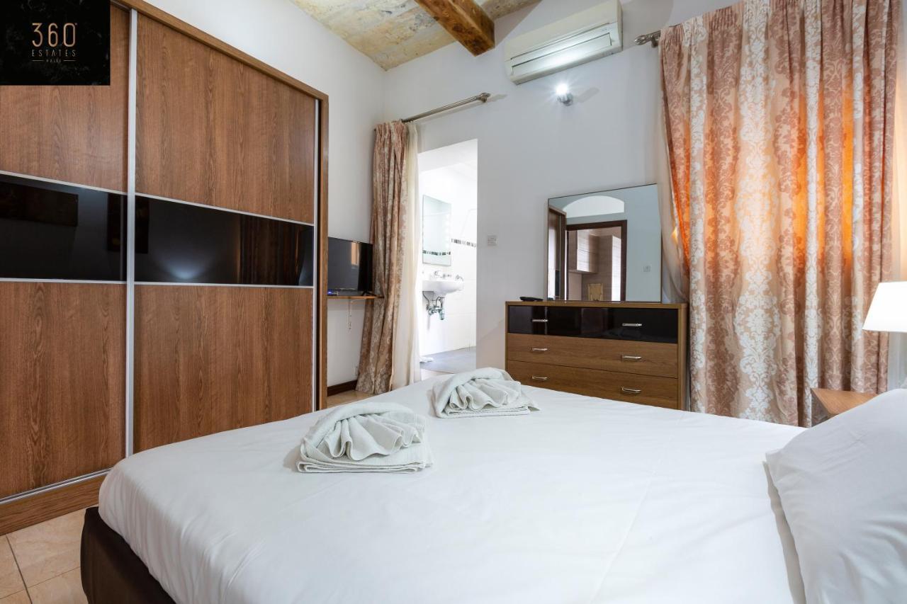 Seafront - Top Location, Top Floor With Wifi & Ac By 360 Estates Valletta Exterior photo