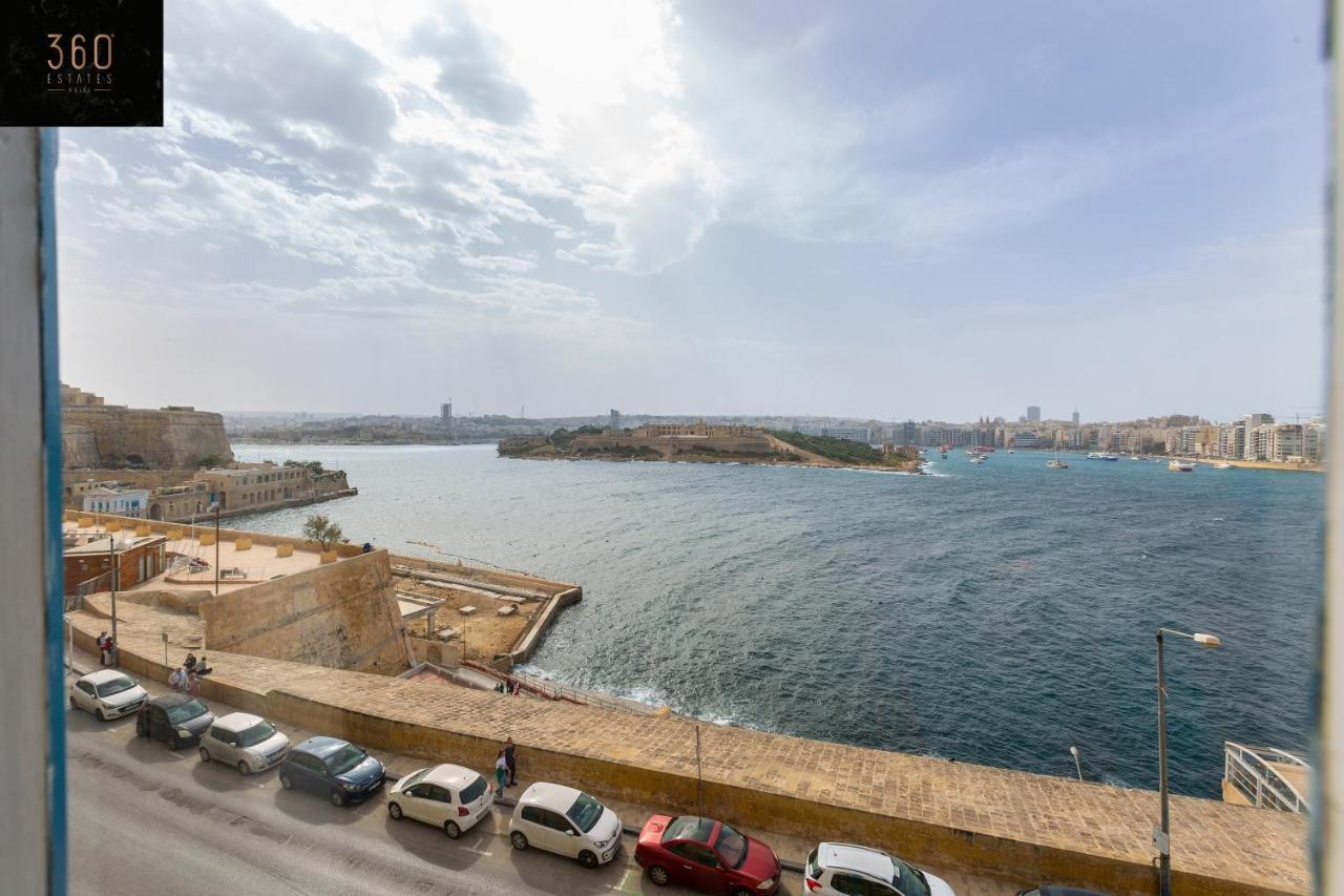 Seafront - Top Location, Top Floor With Wifi & Ac By 360 Estates Valletta Exterior photo