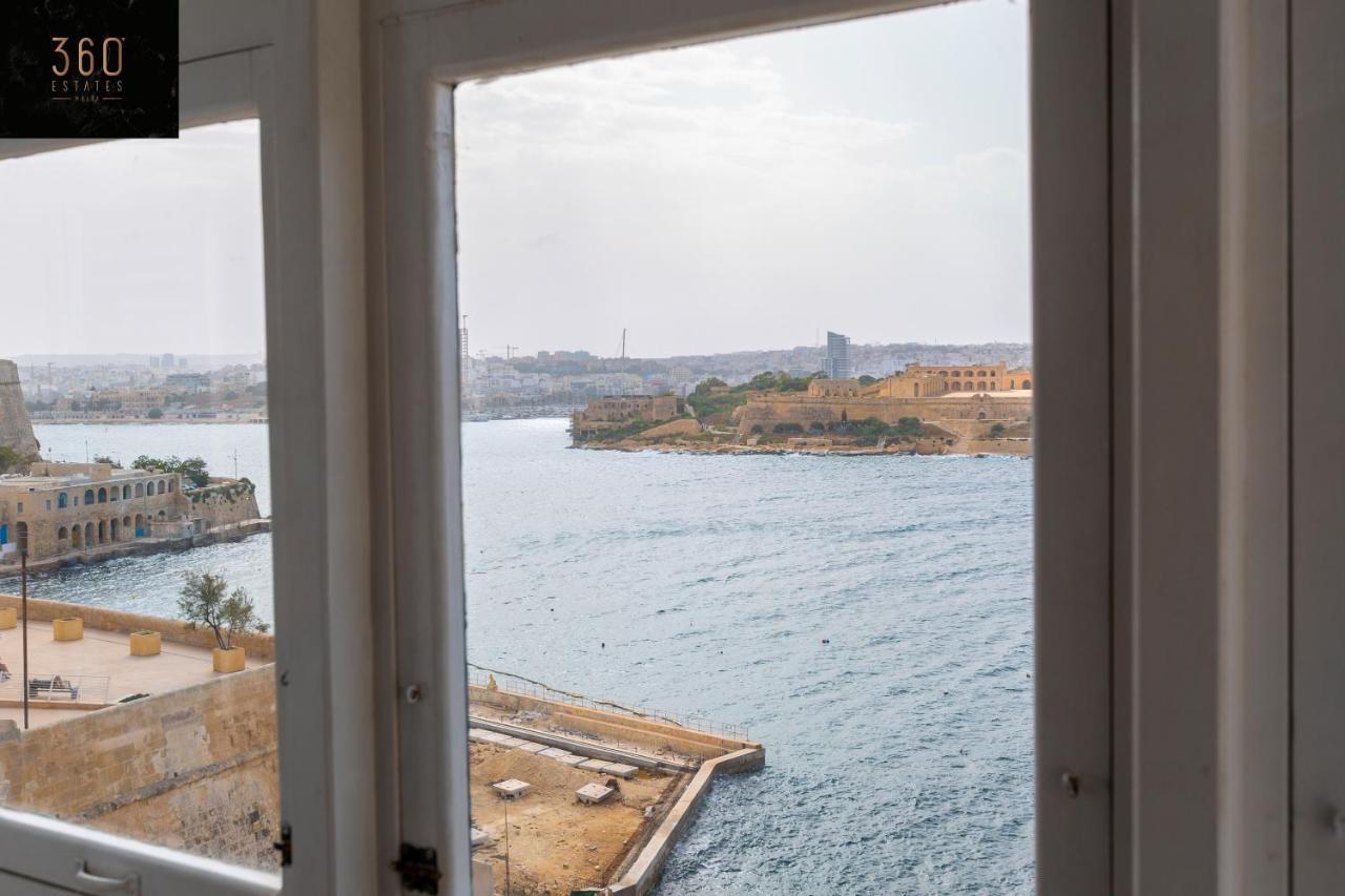 Seafront - Top Location, Top Floor With Wifi & Ac By 360 Estates Valletta Exterior photo